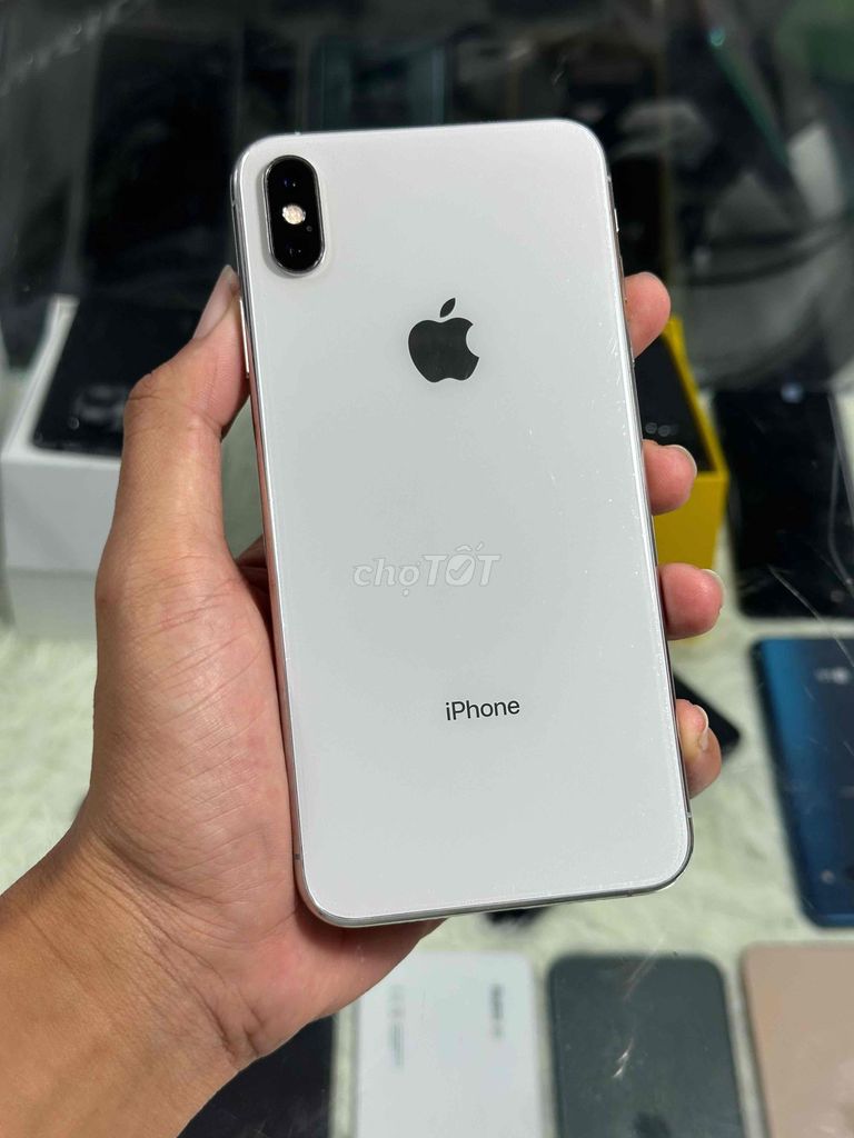 iPhone Xs Max 64GB Qtế Full zin - Pin new 100% -. Mua bán Điện thoại tại Quận Ninh Kiều Cần Thơ được đăng bởi NP Store hình 1