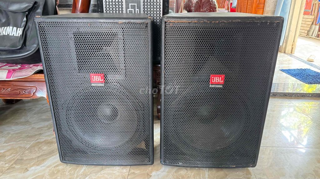 Loa JBL Đen 4 tấc. Mua bán Tivi, Âm thanh tại Thành phố Dĩ An Bình Dương được đăng bởi Nguyễn Quý Sửu hình 1