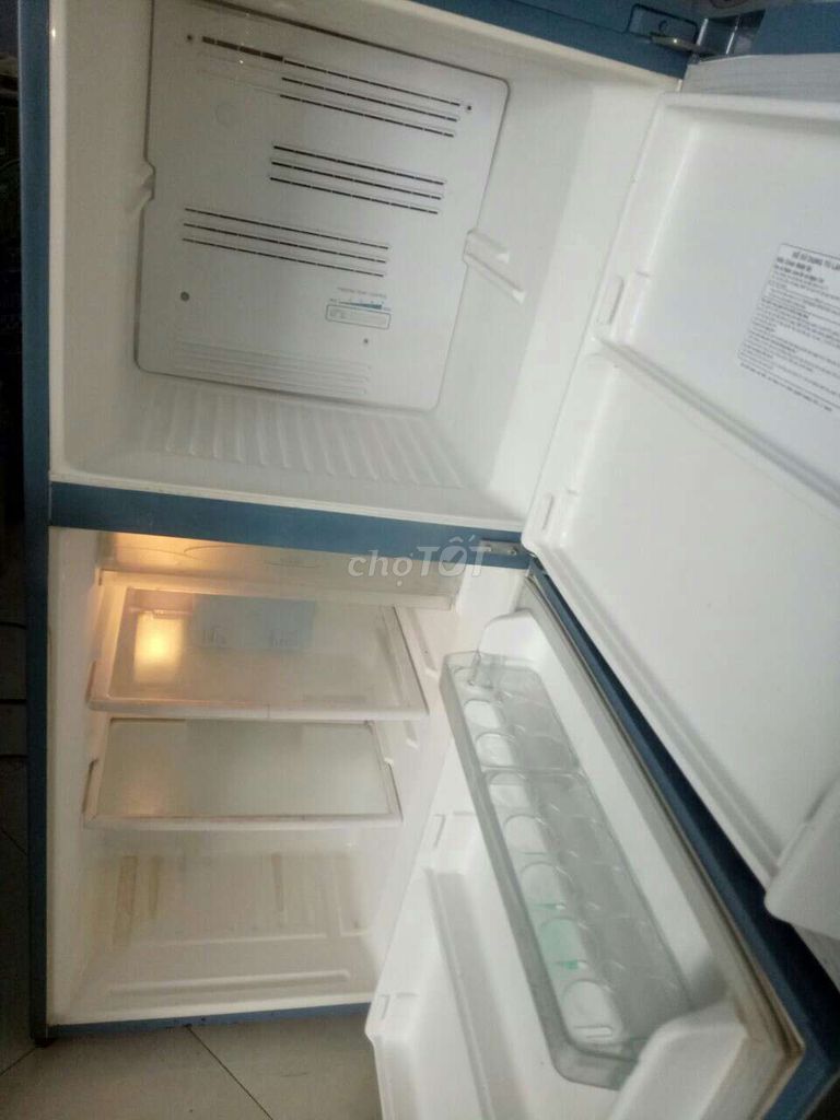 0783460917 - Tủ lạnh Toshiba 190L ko đóng tuyết