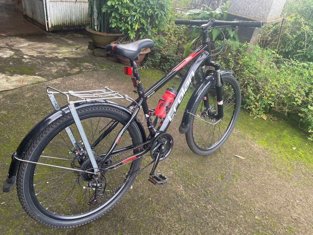 Cần pass lại xe đạp cũ. Mua bán Xe đạp tại Thành phố Buôn Ma Thuột Đắk Lắk được đăng bởi bam hình 2