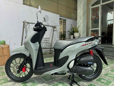Sh Mode ABS Xám Thể Thao 2025 Mới 99.99%. Mua bán Xe máy tại Huyện Hóc Môn Tp Hồ Chí Minh được đăng bởi Nguyễn Phong