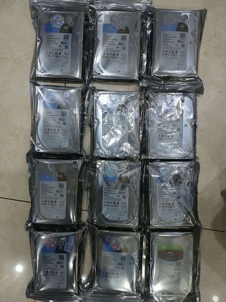 Ổ cứng HDD Seagate SkyHawk AI 10TB Camera AI. Mua bán Linh kiện (RAM, Card...) tại Huyện Hóc Môn Tp Hồ Chí Minh được đăng bởi Chính hình 1