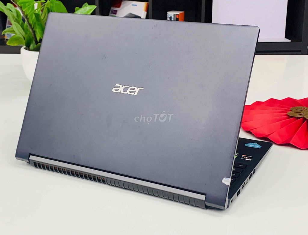 Acer Aspire 7 - Mỏng nhẹ, đồ hoạ, gaming ổn, bền