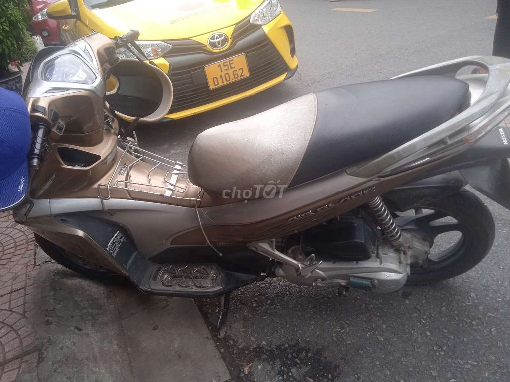 Cần bán xe ga đẹp Honda Airblade nguyên bản. Mua bán Xe máy tại Huyện Thuỷ Nguyên Hải Phòng được đăng bởi Bui khac dung  hình 3