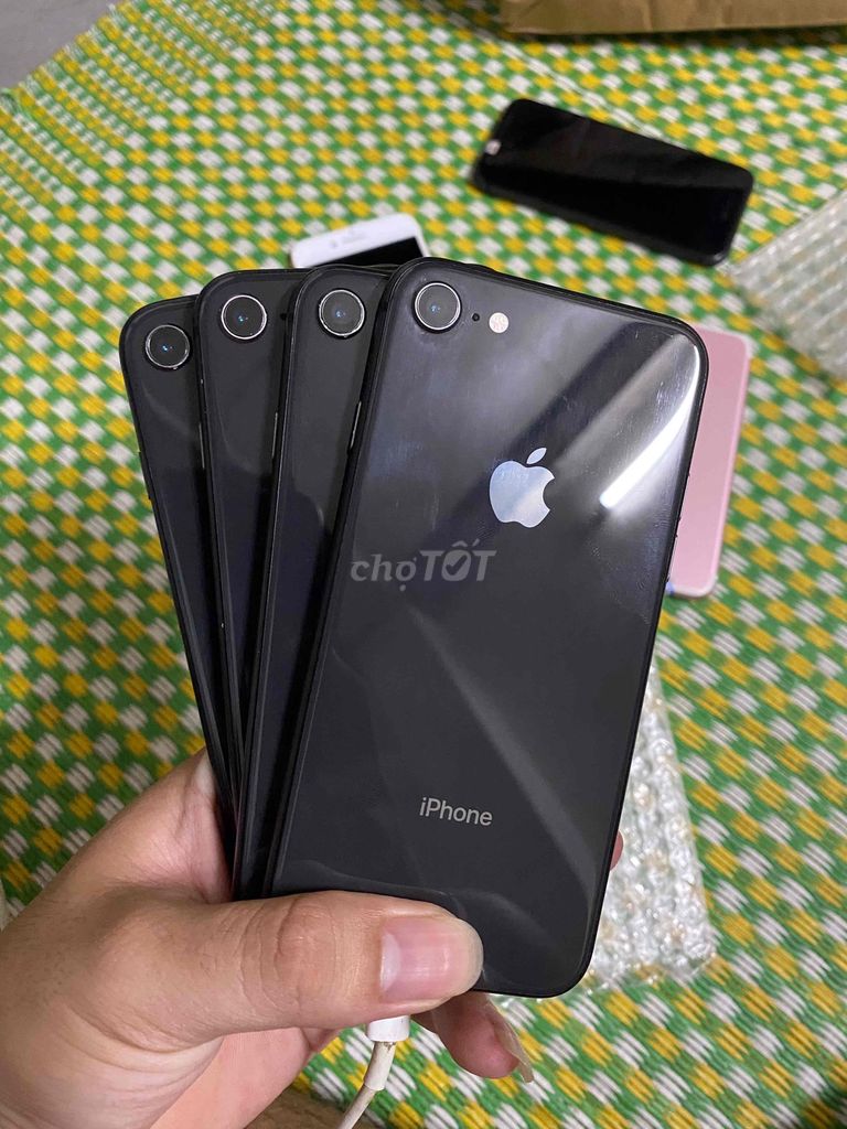 Apple iPhone 8 64GB Đen. Mua bán Điện thoại tại Quận Hoàng Mai Hà Nội được đăng bởi Công Nguyễn hình 1