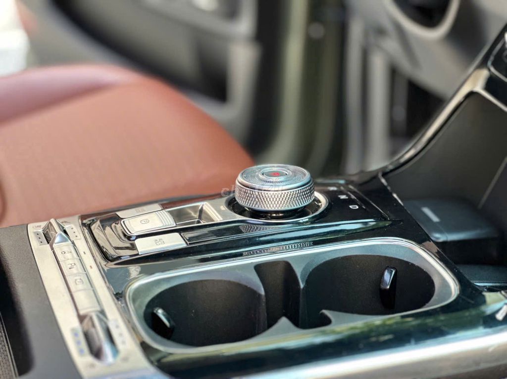 KIA Carnival 2023 2.2 Signature. Mua bán Ô tô tại Thành phố Thủ Đức Tp Hồ Chí Minh được đăng bởi Bùi Nhu Quỳnh hình 8