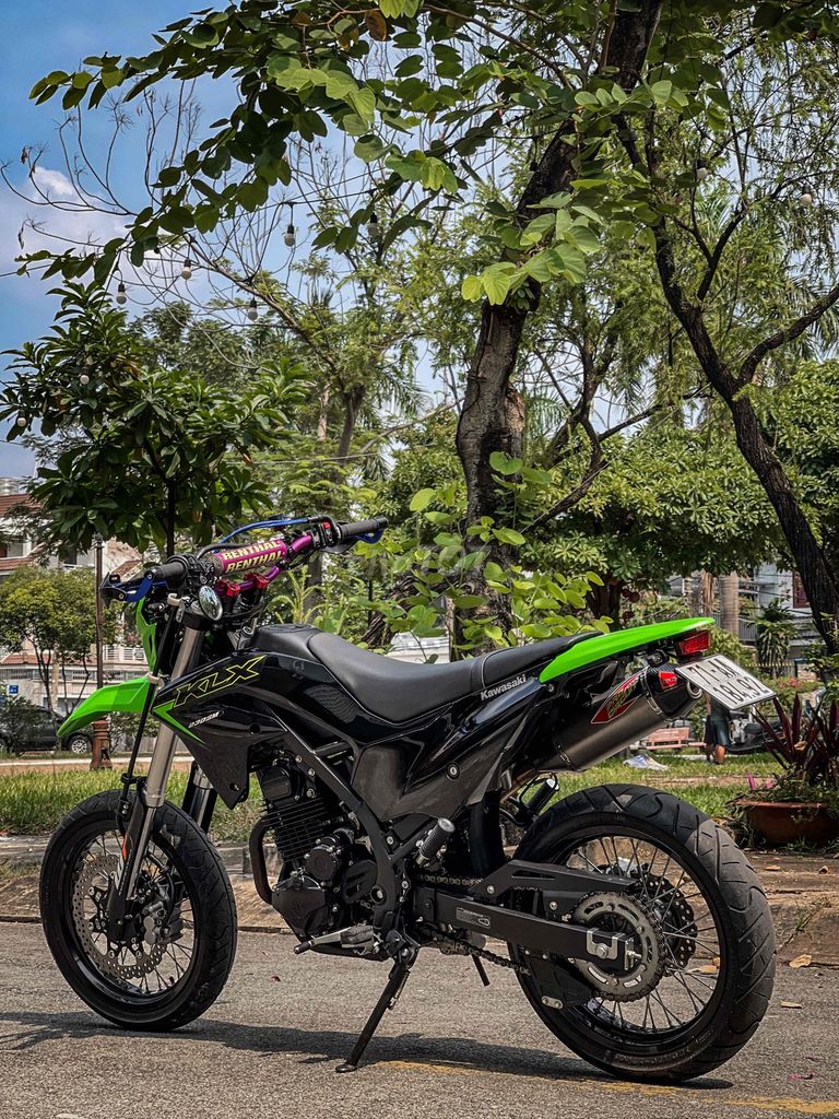 Kawasaki KLX230SM 2024 Đen Xanh 3600km. Mua bán Xe máy tại Quận 6 Tp Hồ Chí Minh được đăng bởi huynh thiên minh trị hình 9