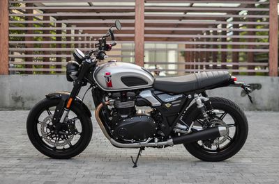 THANH MOTOR Cần Bán Triumph Speedtwin 900 2025. Mua bán Xe máy tại Quận Hoàng Mai Hà Nội được đăng bởi Lê Chí Thanh