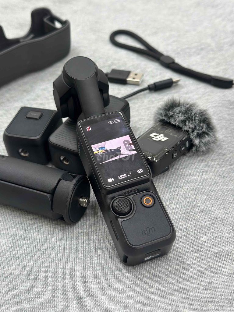 DJI Pocket 3 Creator Combo Đen đủ đồ 99%. Mua bán Máy ảnh, Máy quay tại Quận 5 Tp Hồ Chí Minh được đăng bởi Phan Thế Phong  hình 1
