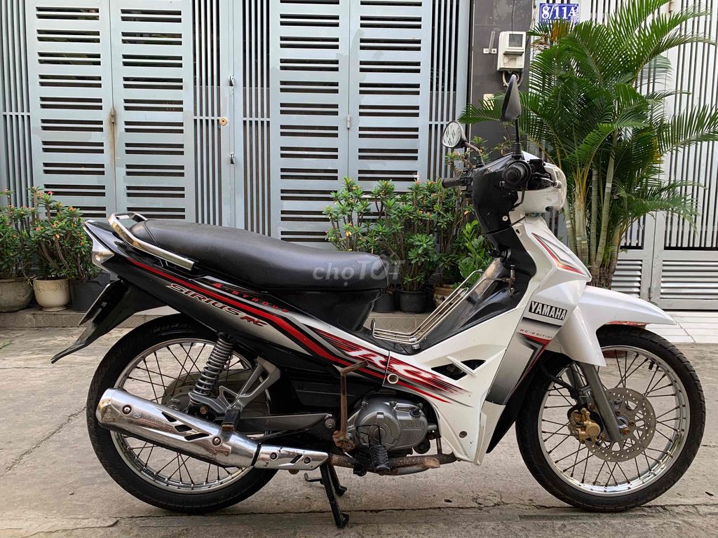 Yamaha Sirius 110cc 2013 trắng đen SD39000km bstp. Mua bán Xe máy tại Quận Bình Tân Tp Hồ Chí Minh được đăng bởi Anh khuê hình 5