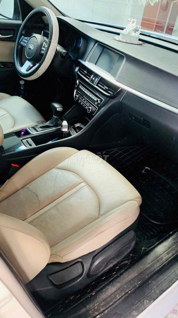 Kia Optima 2019 Optima 2.0AT - 51560 km. Mua bán Ô tô tại Quận Cái Răng Cần Thơ được đăng bởi Bích Vân hình 9