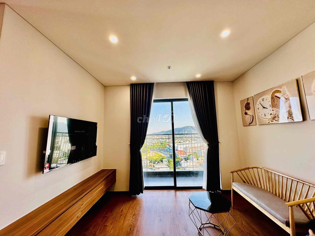 Аренда · Mia Center Point · 2 комн. · 67 м² · Quận Liên Chiểu, ул. Đường Ngô Thì Nhậm