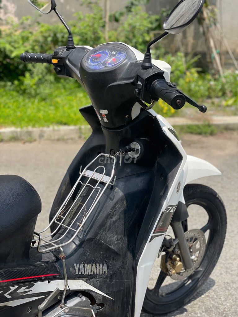Xe máy Yamaha Sirius FI 2017 trắng đen. Mua bán Xe máy tại Huyện Trảng Bom Đồng Nai được đăng bởi Của Hàng Xe Máy U Phong hình 1