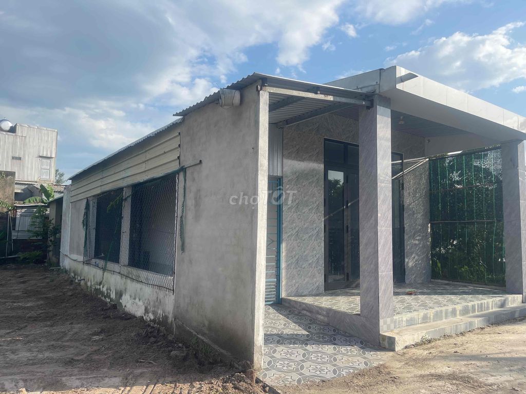 cần bán lô đất và cái nhà kiệt oto tận nơi Lưu Quang Vũ. Mua bán đất tại Quận Ngũ Hành Sơn Đà Nẵng được đăng bởi Võ nhật hình 1