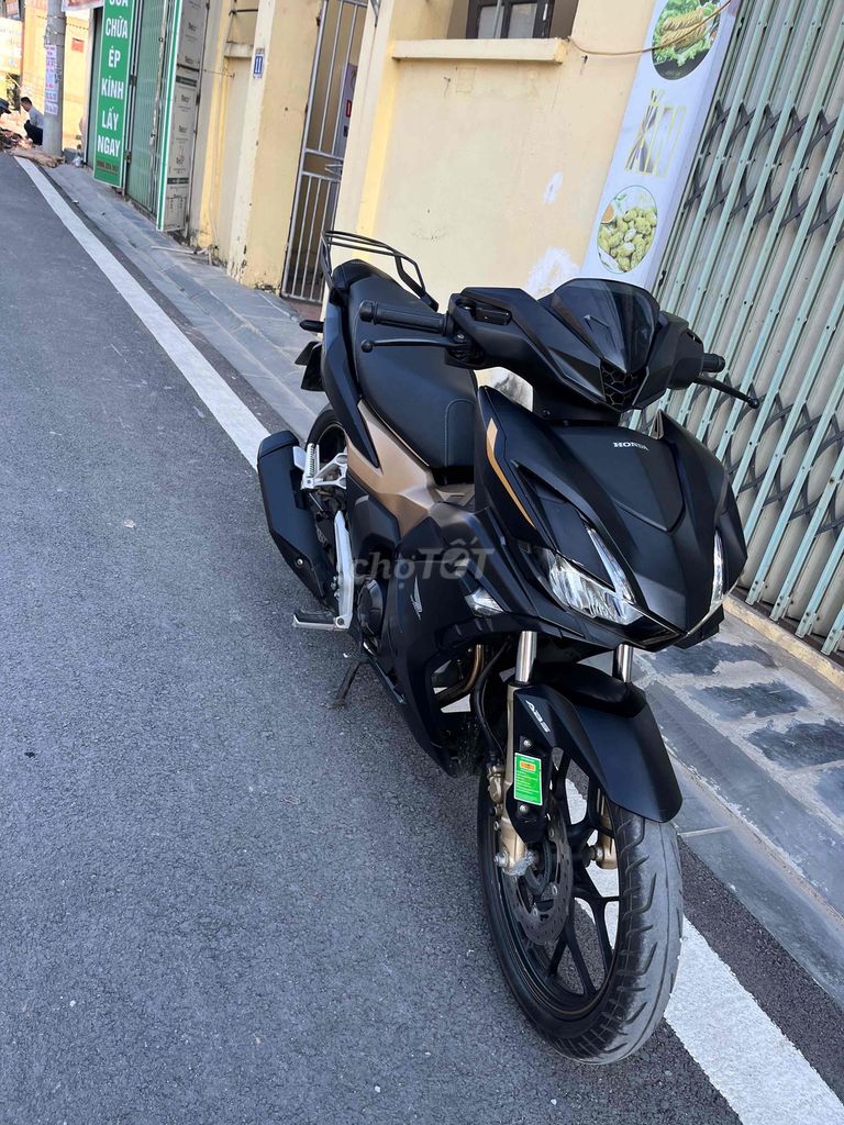 cần bán wener v3 đk 2023, mới 90%. Mua bán Xe máy tại Huyện Đông Anh Hà Nội được đăng bởi Cương hình 1
