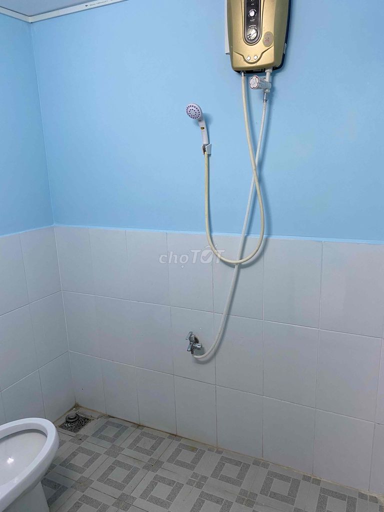 Nhà cho thuê riêng biệt 50m2, 4x6m, 1 Lầu, 1wc, Bùi Đình Tuý, p24