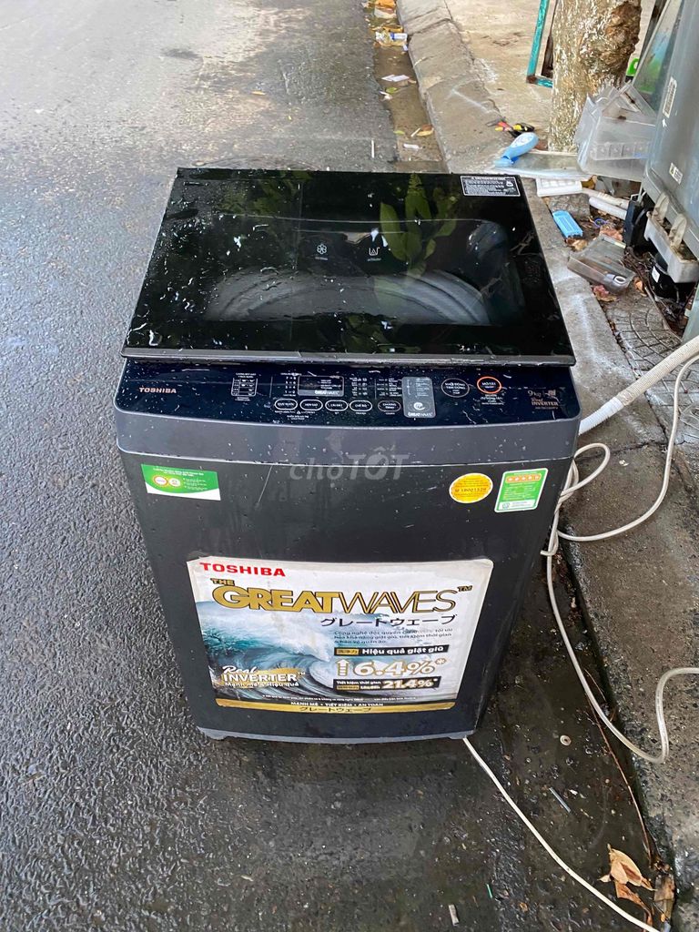 Máy giặt Toshiba Inverter 9 kg Đen. Mua bán Máy giặt tại Quận Cẩm Lệ Đà Nẵng được đăng bởi Nghĩa hình 1