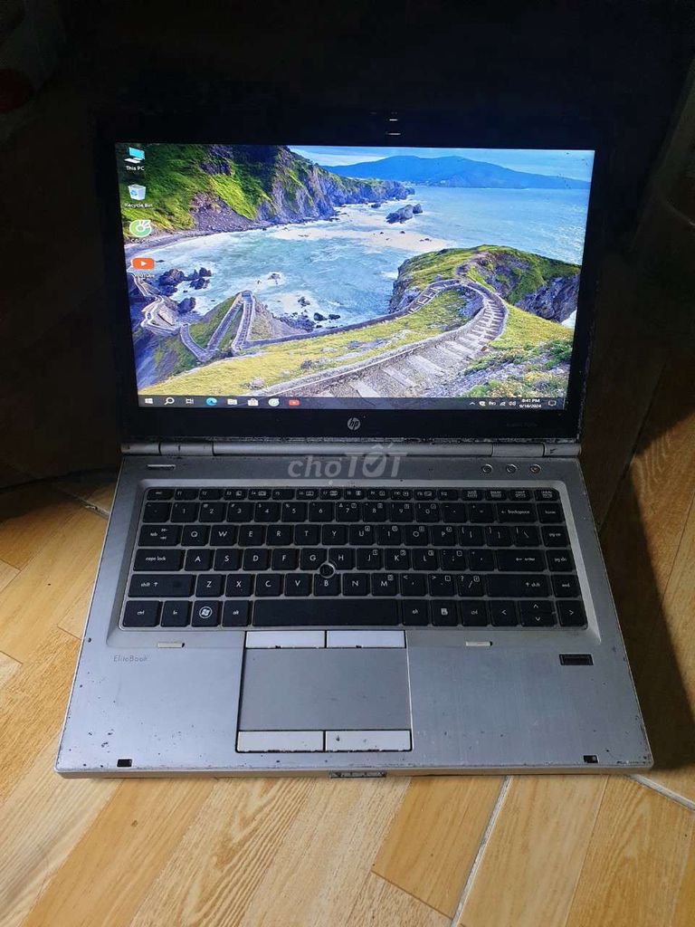 Phụ kiện dư Laptop HP core i5 mạnh mẻ ram 4/500g