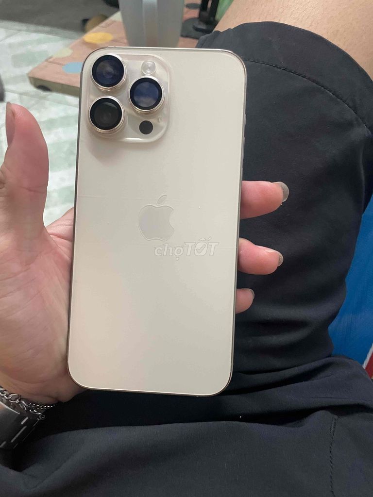 Apple iPhone 14 Pro Max 128GB Vàng. Mua bán Điện thoại tại Thành phố Dĩ An Bình Dương được đăng bởi tuan khai hình 1
