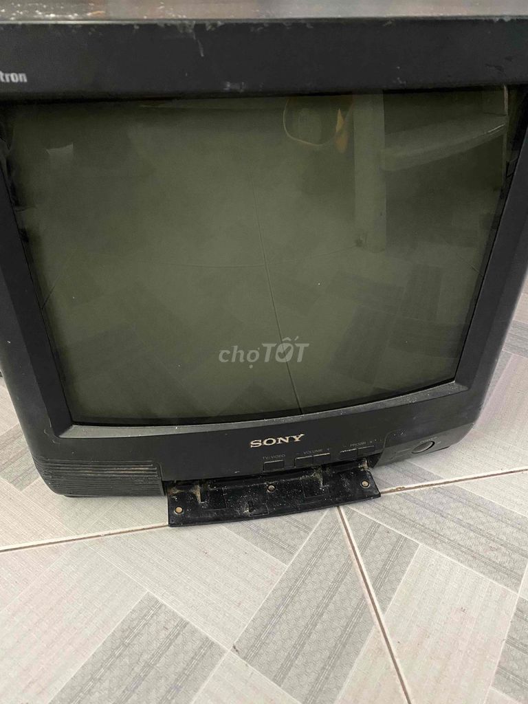 Tivi Sony 14inch cũ cổ. Mua bán Tivi, Âm thanh tại Quận 3 Tp Hồ Chí Minh được đăng bởi Ngọc Giang hình 1