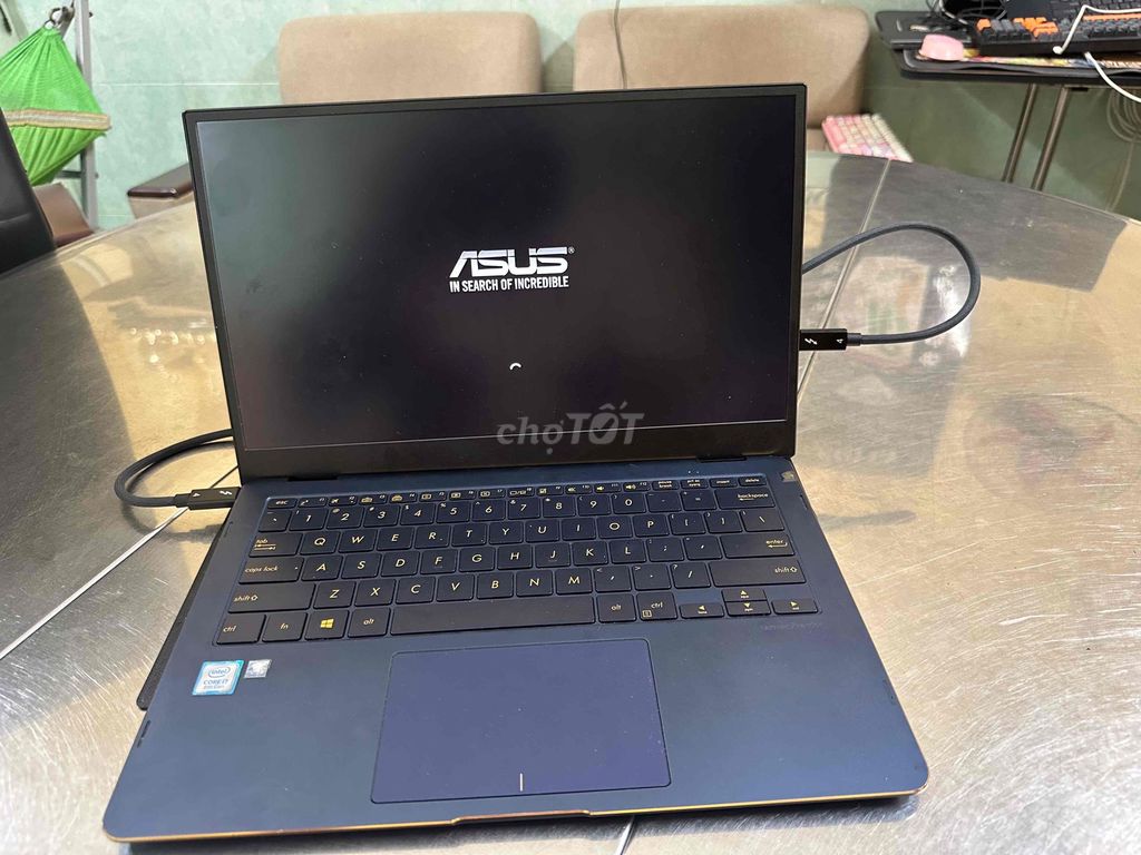 Asus UX370 i7th8 8GB/256GB. Mua bán Laptop tại Quận 7 Tp Hồ Chí Minh được đăng bởi tienxu hình 1