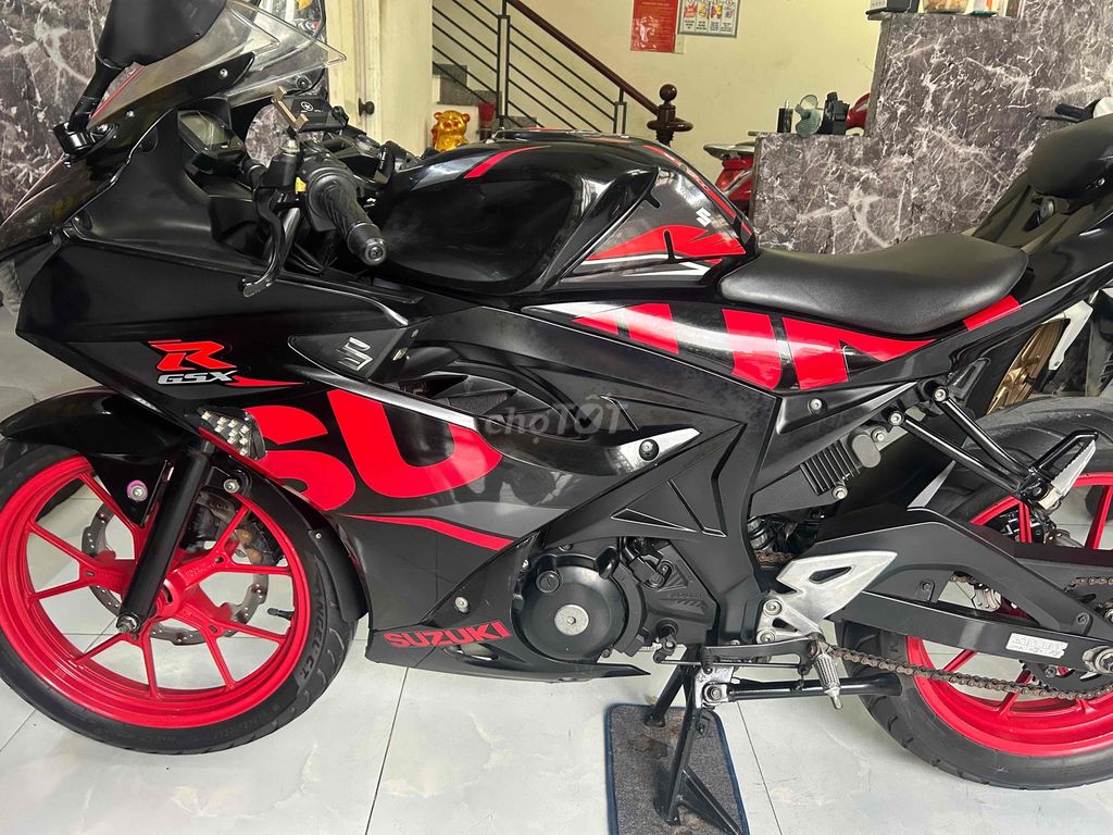 suzuki gsx150r xinh đẹp mới 90%