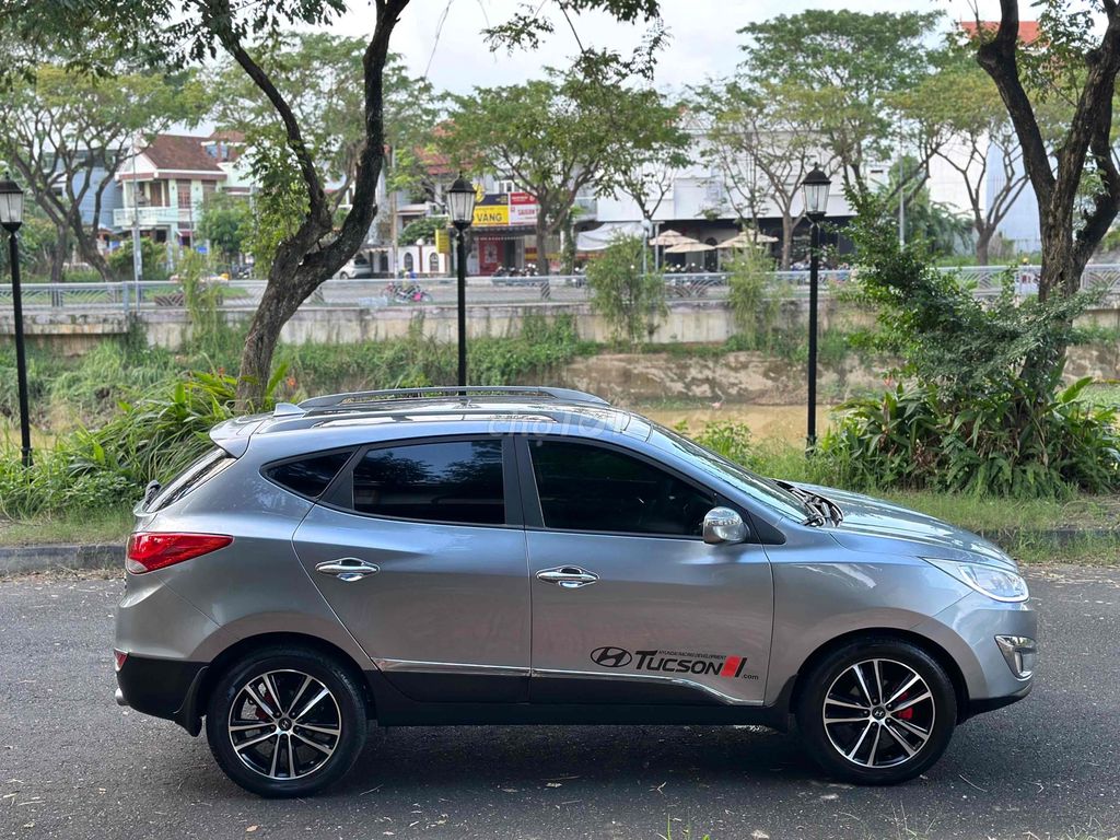 🌟Hyundai Tucson 2009 2.0L Dầu Tự Động🌟. Mua bán Ô tô tại Quận Cẩm Lệ Đà Nẵng được đăng bởi Đức Thịnh hình 9