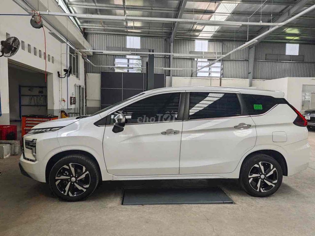 Xpander Premium 2023 màu Trắng Odo36000km Siêu đẹp