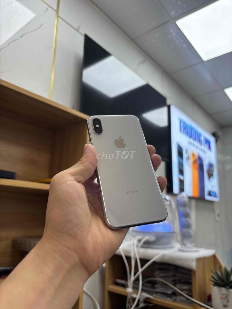 Apple iPhone XS 64GB Bạc Đã sử dụng. Mua bán Điện thoại tại Quận Sơn Trà Đà Nẵng được đăng bởi Diễm Diễm hình 1