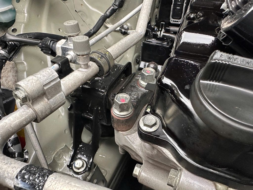 Toyota Veloz Cross 2022 CVT Top - 29000 km. Mua bán Ô tô tại Quận Ninh Kiều Cần Thơ được đăng bởi TAN THANH AUTO  hình 20