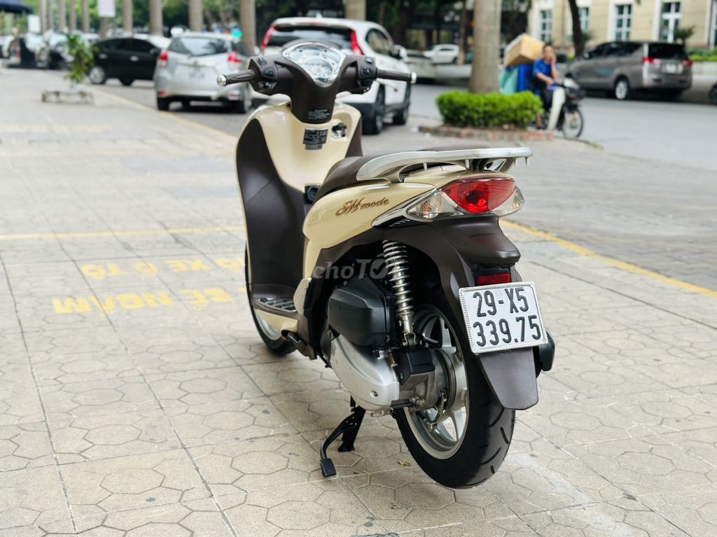 Honda SH Mode 125 Fi kem 2019 Biển Hà Nội 1Chủ. Mua bán Xe máy tại Quận Cầu Giấy Hà Nội được đăng bởi TUẤN MINH hình 3