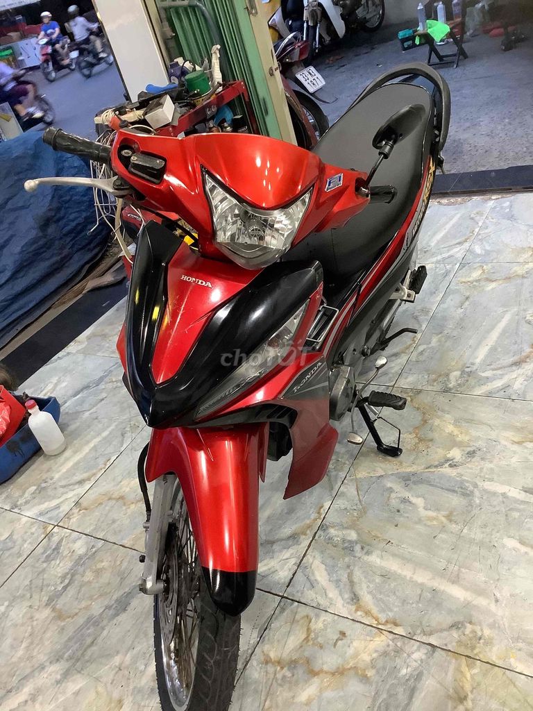 Honda Wave RSX 110 2014 красно-черный полуавтомат