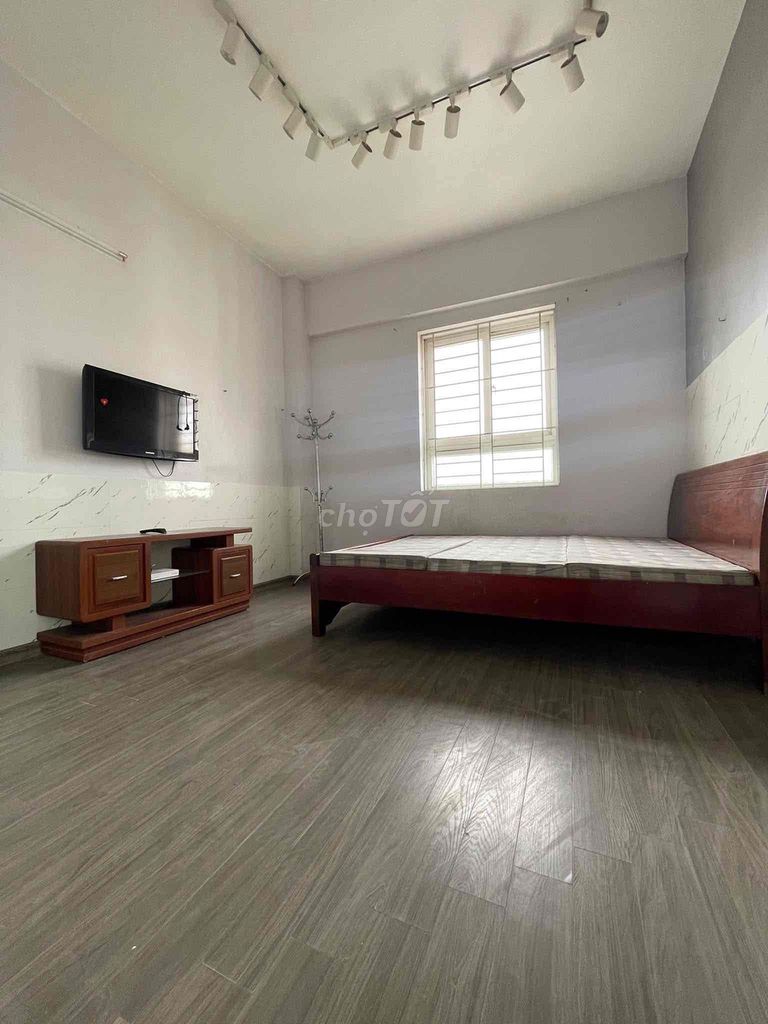 Квартира 3 спальни, 2 ванные, CT3A Me Tri Thuong, Ханой, с мебелью