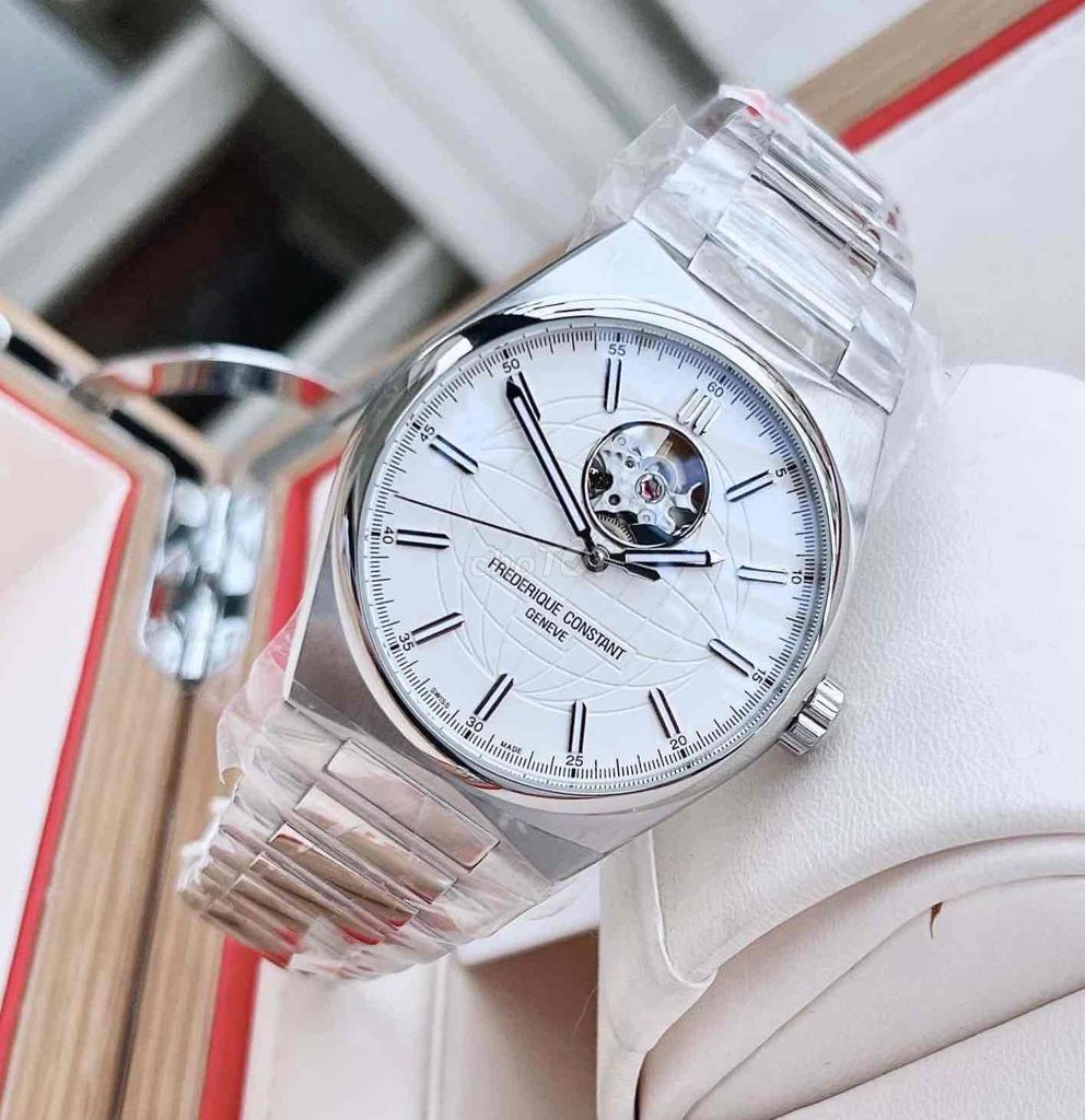 FREDERIQUE CONSTANT HIGHLIFE FC-310S4NH6B