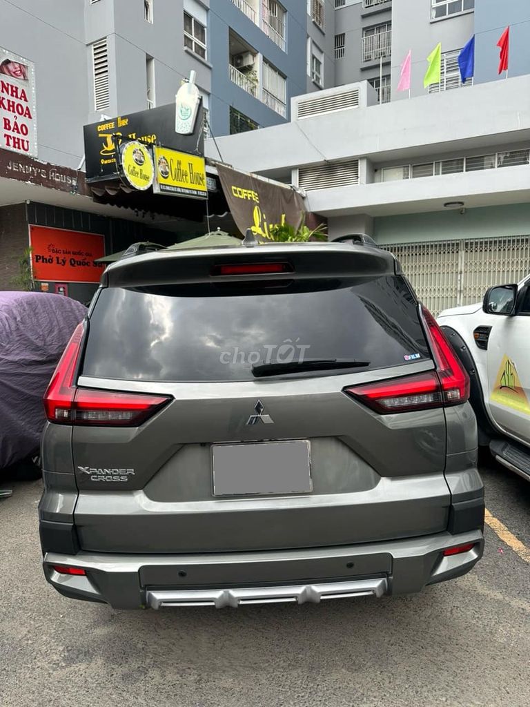 Xpander Cross 2024 màu xám lướt 9.000 km. Mua bán Ô tô tại Quận Gò Vấp Tp Hồ Chí Minh được đăng bởi Quang hình 8