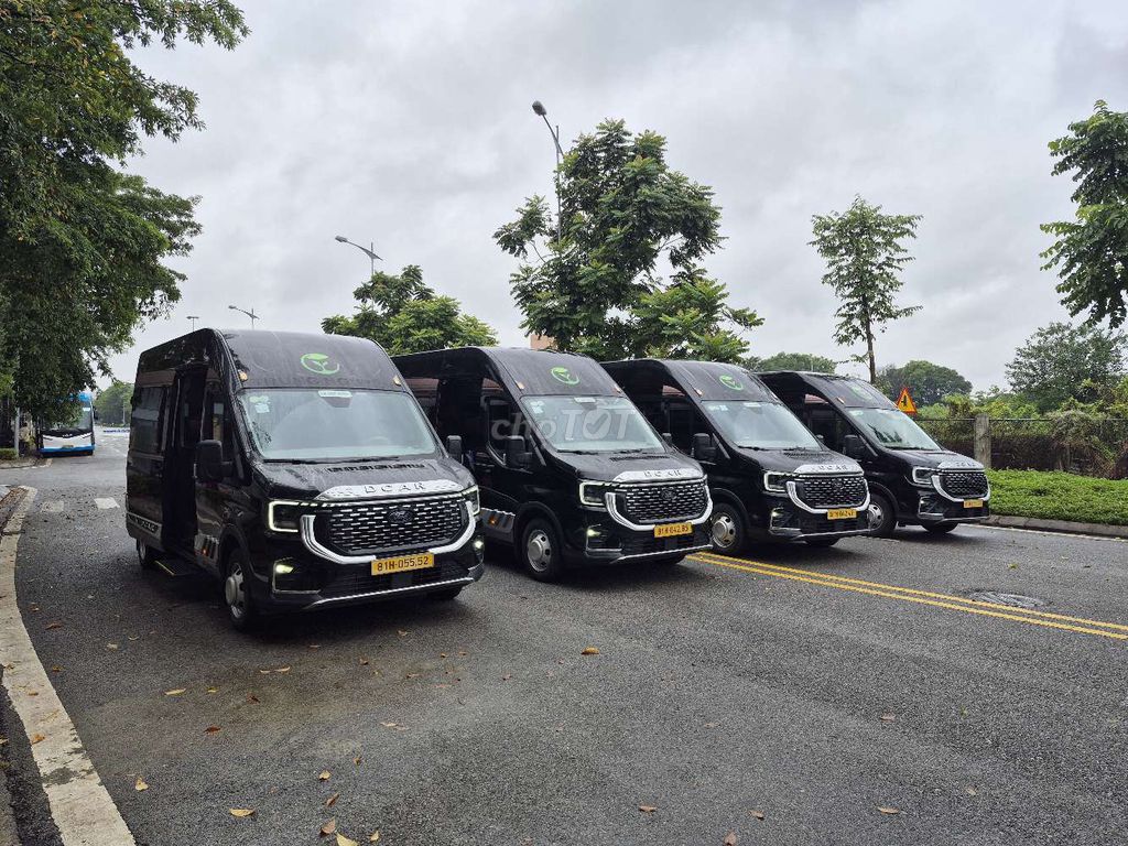 Xe khách Ford Transit Limousine 12 chỗ. Mua bán Phương tiện khác tại Quận Long Biên Hà Nội được đăng bởi Ngô hùng hình 2