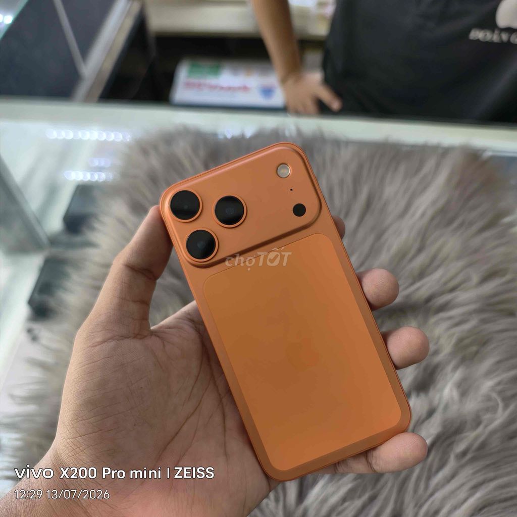 Apple iPhone XR. Mua bán Điện thoại tại Thị xã Tân Uyên Bình Dương được đăng bởi Trần Thư hình 1