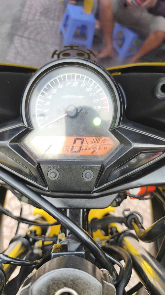 Honda CBR Thể thao 150cc 2012 bs 59h1-56203. Mua bán Xe máy tại Quận Phú Nhuận Tp Hồ Chí Minh được đăng bởi Thanh Hùng xebachin  hình 2