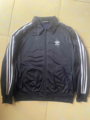 Áo khoác Adidas vintage size M. Mua bán Quần áo tại Quận Bình Thạnh Tp Hồ Chí Minh được đăng bởi Wine