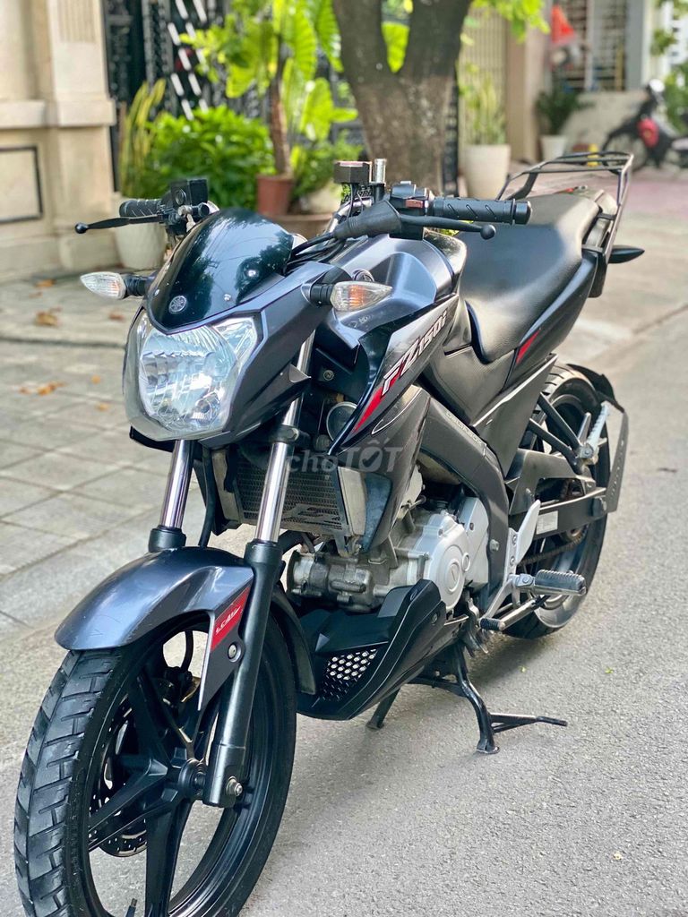 🌈 Красивая столярная машина Yamaha FZ150Fi 👉 С РАССРОЧКОЙ