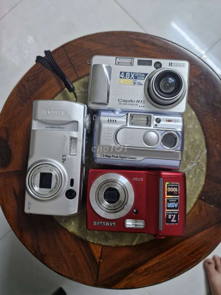 04 máy kỹ thuật số tạo hình cổ xưa. Mua bán Máy ảnh, Máy quay tại Quận 1 Tp Hồ Chí Minh được đăng bởi Khoa hình 1