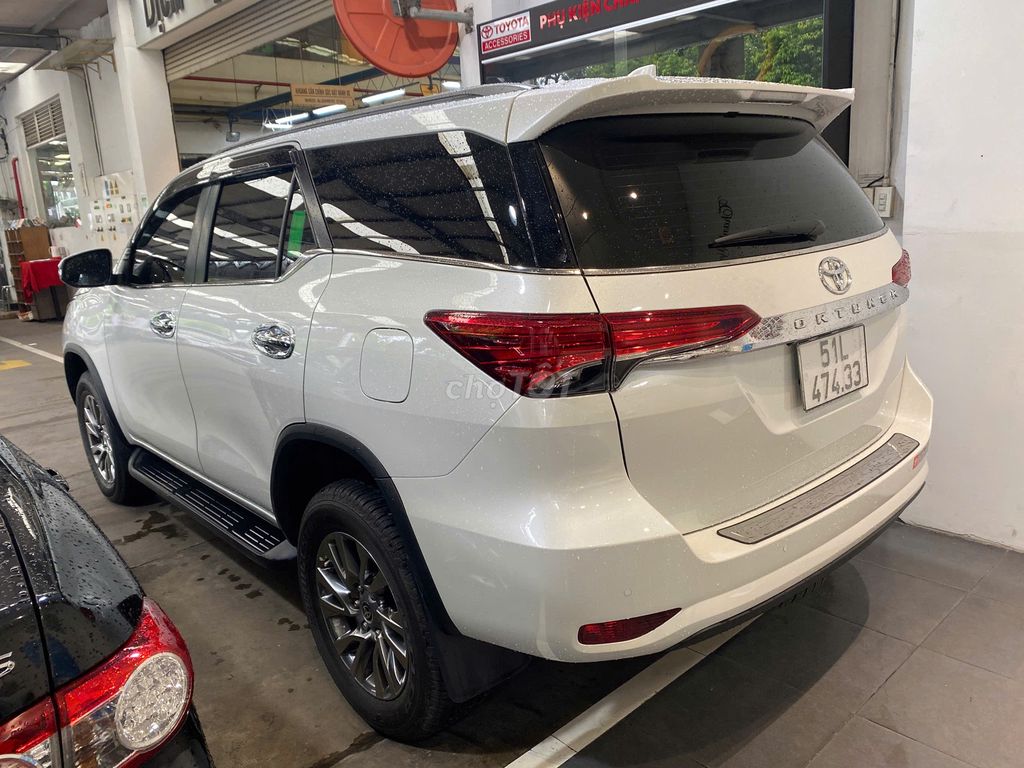Toyota Fortuner 2024 máy xăng, giá thuong luong. Mua bán Ô tô tại Quận Tân Phú Tp Hồ Chí Minh được đăng bởi Thành Nam Toyota  hình 4