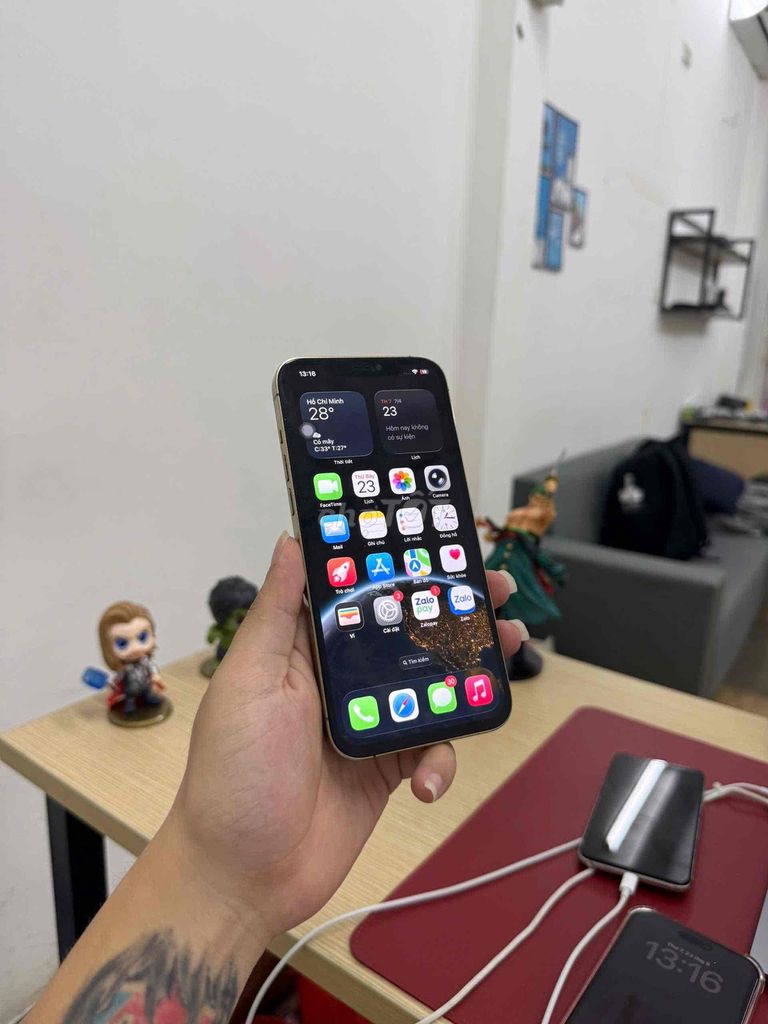 iPhone 12 Pro Max 128GB Vàng. Mua bán Điện thoại tại Quận Đống Đa Hà Nội được đăng bởi KT Hà Nội Mobile hình 1