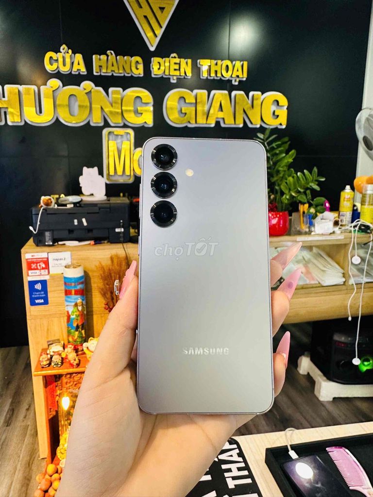 Samsung Galaxy S25 12G/128GB Bạc. Mua bán Điện thoại tại Thành phố Bến Tre Bến Tre được đăng bởi HươngGiangmobile hình 1