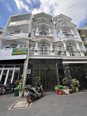 NHÀ TRỆT 2 LẦU TUM SÂN THƯỢNG HẺM XE HƠI