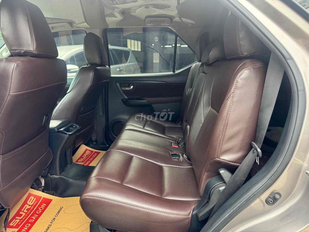 Fortuner 2020 2.4 Dầu - Sàn, còn thương thảo. Mua bán Ô tô tại Quận Gò Vấp Tp Hồ Chí Minh được đăng bởi Nguyễn An hình 9