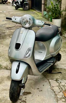 Vespa Lx125cc 3vie phun xăng điện tử bạc posche. Mua bán Xe máy tại Quận Gò Vấp Tp Hồ Chí Minh được đăng bởi Khanh