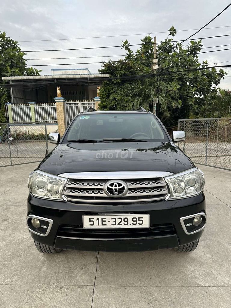 Toyota Fortuner 2012 - 96000 km