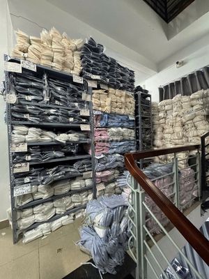 Tuyển nhân viên kho và đóng gói