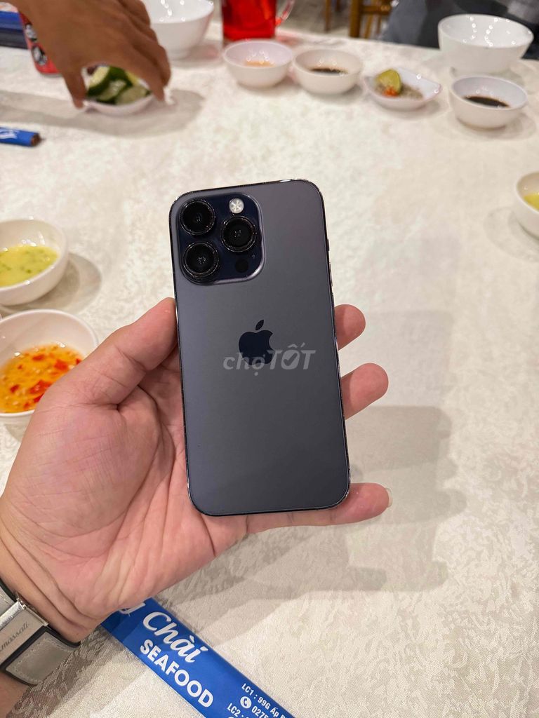 Apple iPhone 14 Pro 128GB Tím. Mua bán Điện thoại tại Thành phố Bến Tre Bến Tre được đăng bởi Tâm Táo Luxury hình 1